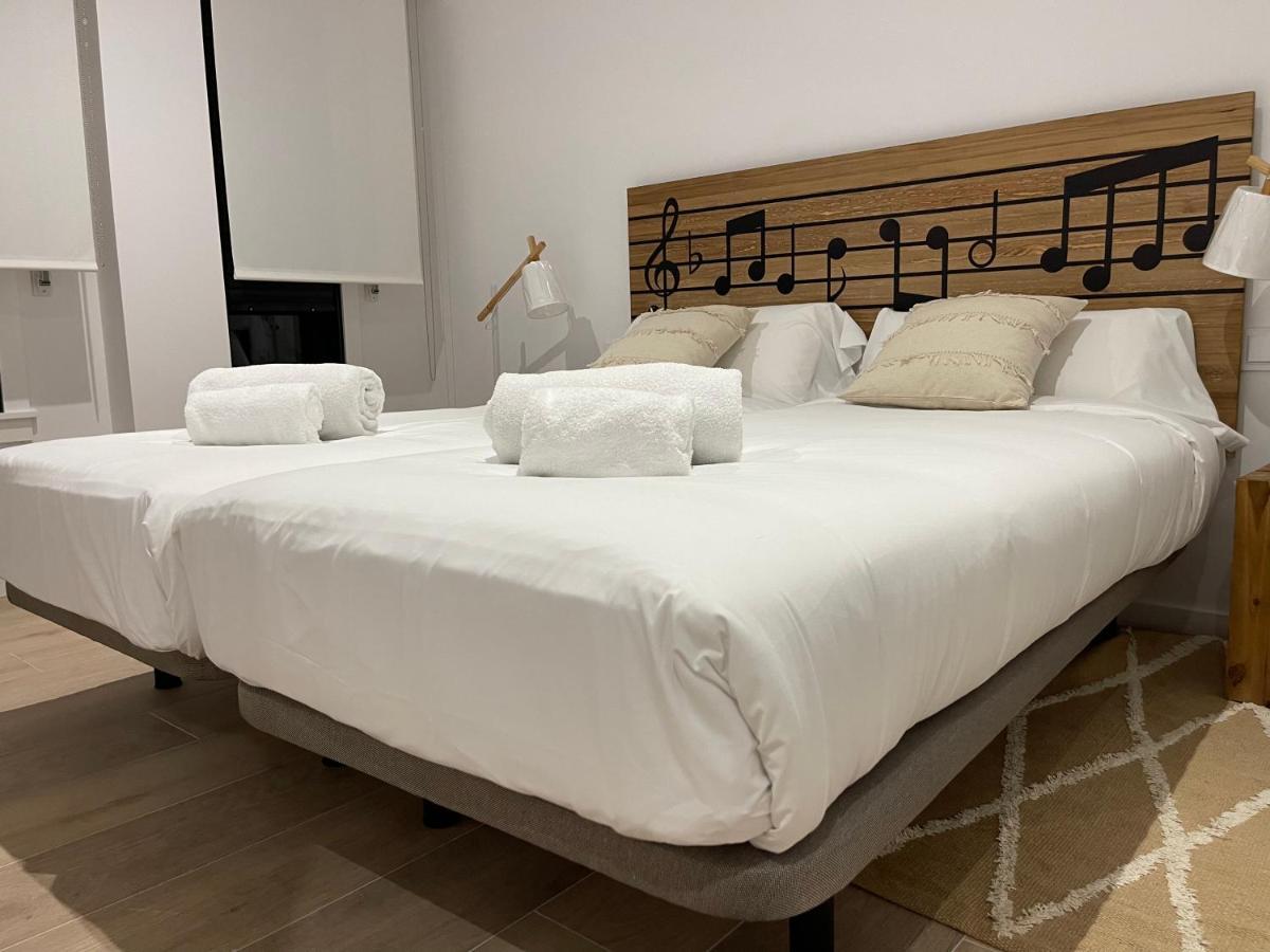 Oktheway Areal Apartment Олейрос Екстериор снимка